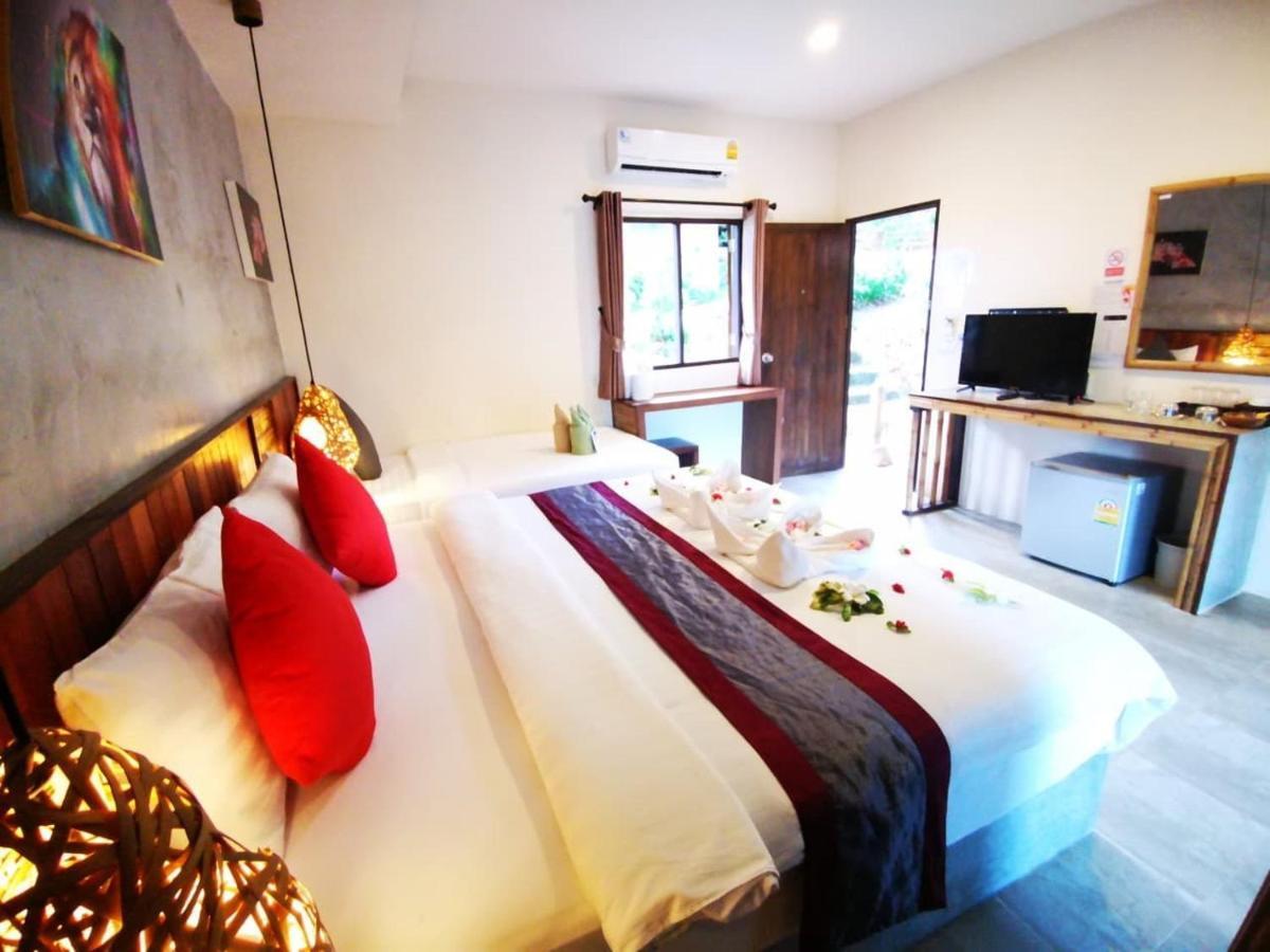 Coco Cape Lanta Resort - Sha Extra Plus Koh Lanta Exterior photo